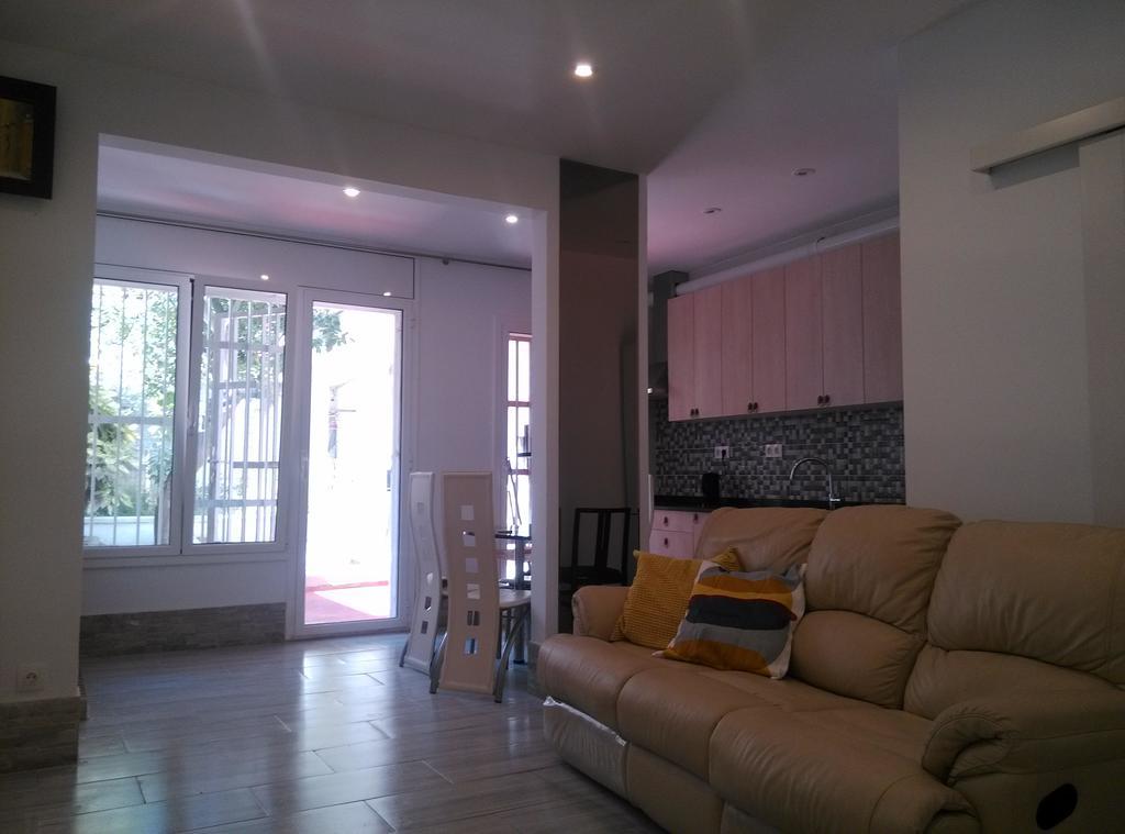 Apartamentos Bcntourism Pineda de Mar Esterno foto