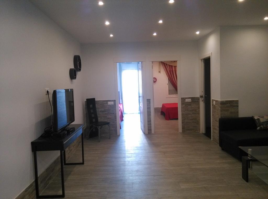 Apartamentos Bcntourism Pineda de Mar Esterno foto