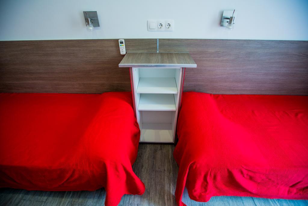 Apartamentos Bcntourism Pineda de Mar Esterno foto