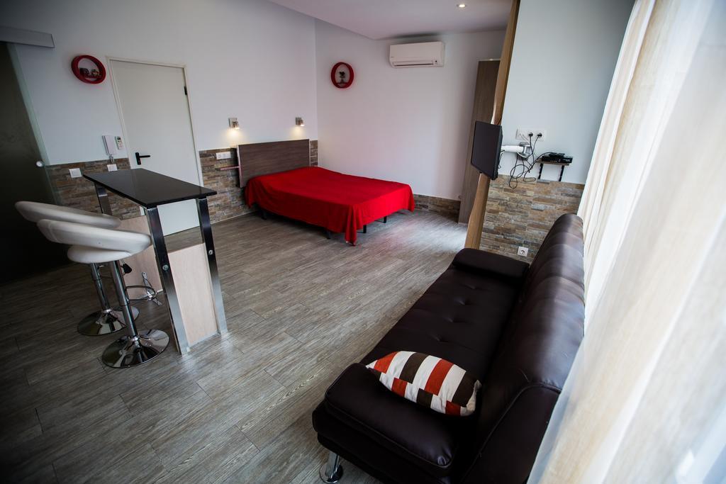 Apartamentos Bcntourism Pineda de Mar Esterno foto